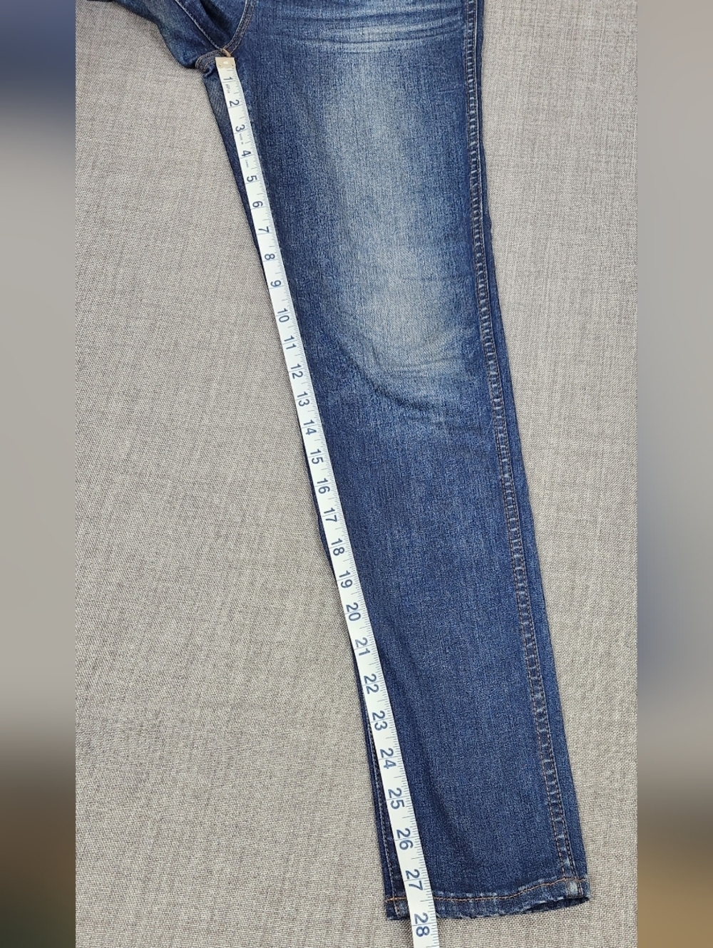 Madewell Skinny Skinny Medium Wash Fade Stretch Denim Jeans. 27 - Picture 6 of 11
